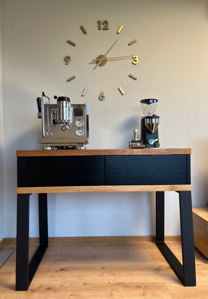 barista table